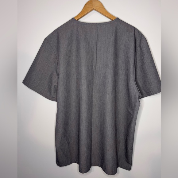 Figs Unisex Scrub Top Graphite Gray XXL 2XL Three Pocket - Picture 3 of 4